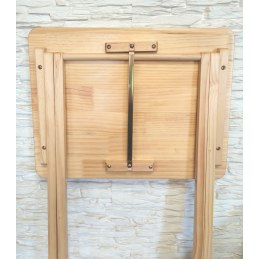 Składany stolik drewniany na laptopa i przekąski – idealny na balkon i do ogrodu