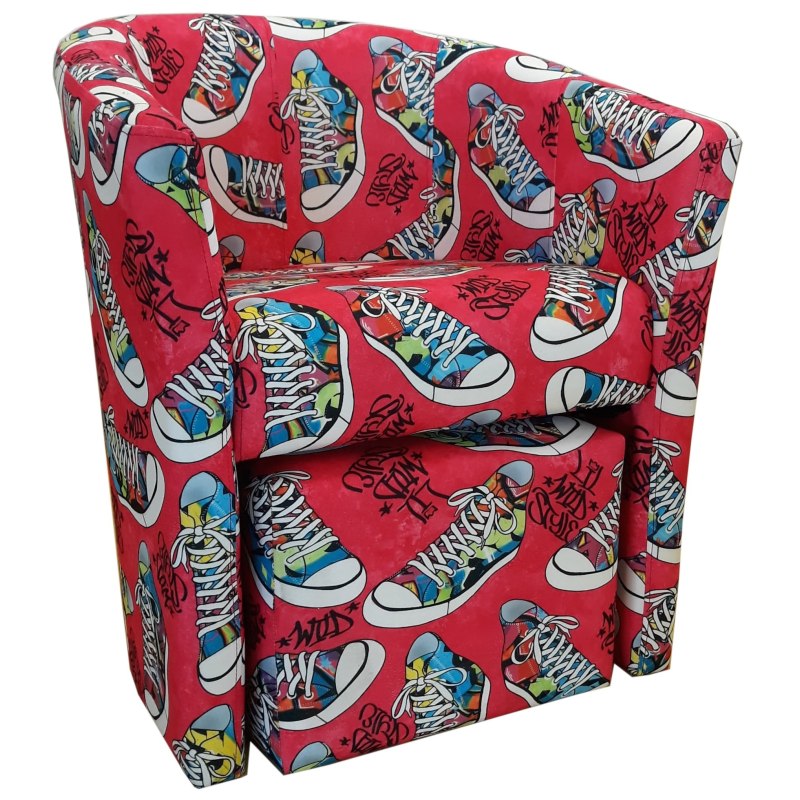 Fotel CLUB z podnóżkiem tkanina Mikrofaza – elegancja i styl